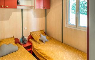 Amazing Home In La Faute-Sur-Mer - La Faute-sur-Mer - 3