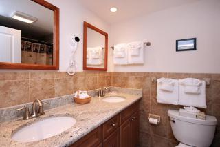 Island Inn - 4