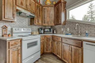 Mt Hood Hideaway - Welches - 8
