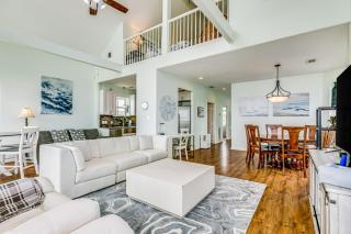 8-Mile Beachfront - 7