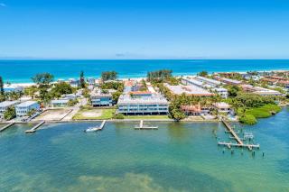 Anna Maria Island Bay Watch Bungalow - Bradenton Beach - 5