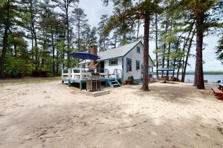 Lake House Retreat - Ossipee - 0