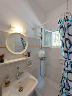 Villa Eleni (Studio 2) Fully equiped, near the sea - 1