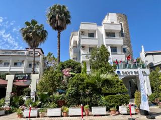 Navy Hotel - 9