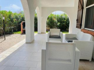 Villino Oleandro a pochi passi dalla spiaggia di Simius - 4