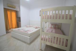 Andy Apartments - Sarandë - 1
