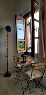 On the road house - Apeiranthos - 1