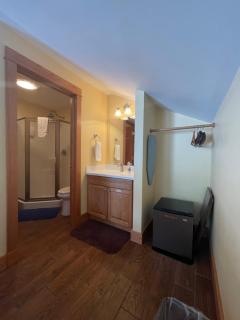 Bodee's Bungalow Adults Only Couples Only Boutique Hotel - Put-in-Bay - 1