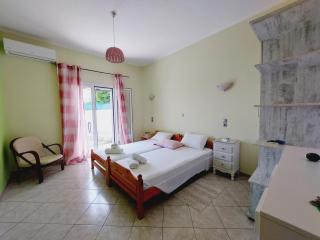 Leta apartments - Agios Georgios - 8