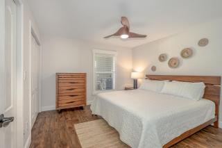 Dog Friendly Home wPrivate Fenced Yard, Garage & Fire Pit STEPS to the Beach! - New Smyrna Beach - 7