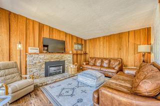 Honea Bee Hideout - Bass Lake Annex - 8