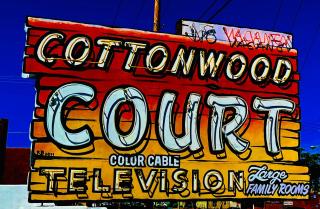 Cottonwood Court Motel - 6