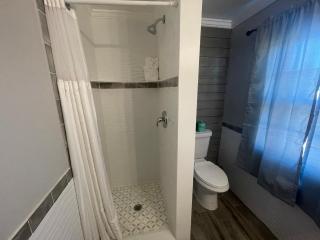 Aquastar Inn - Westerly - 8