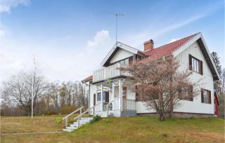 4 Bedroom Stunning Home In Åsenhöga - Åsenhöga - 2