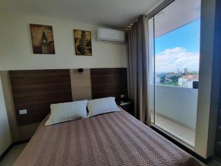 Lujoso Apartamento Nuevo, cerca de todo, moderno 100% amoblado con Netflix, Parqueo gratuito y WIFI. LUXURY - Santa Cruz de la Sierra - 9