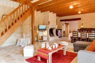 Isida, Maison spacieuse avec terrasse et stationnement - Caen - 3