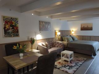 VRYE HEERLYKHEYD ( adults only ) studio 2 - Middelburg - 0