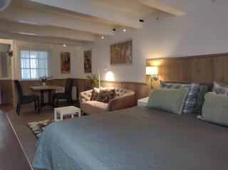 VRYE HEERLYKHEYD ( adults only ) studio 2 - Middelburg - 9