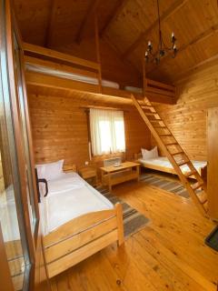 Gyopar Wooden Houses - Izvoare - 7
