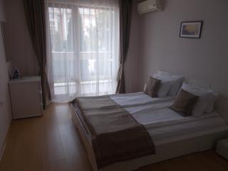 Private Apartment 49 in Prestige Fort Beach Hotel - Sveti Vlas - 2