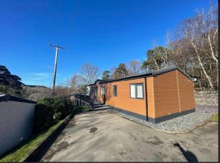C05 - The Ogwen Lodge with Hot Tub - Bethesda - 0
