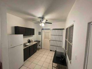 Large 5 Bedrooms Home in Bayamon Puerto Rico - Bayamón - 7