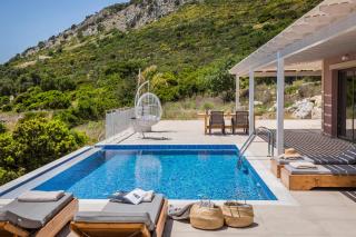 Saint Nicholas Villas 3 - 7