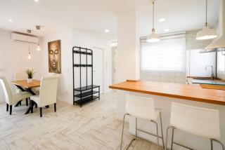 Apartamento Loft con terreno privado y parking compartido - a 800m de Playa Poniente - Benidorm - 3