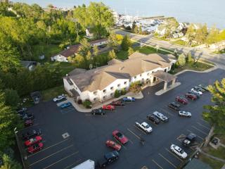 Bay Inn - Tawas City - 2
