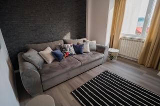 Penthouse with Huge Rooftop Terrace & City View - Bucarest - 4