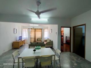 Deluxe Family Beach Condo PortDickson - 3