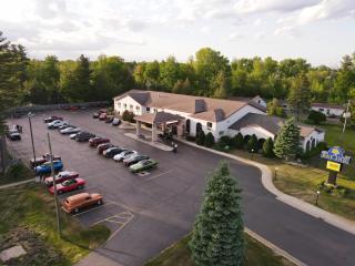 Bay Inn - Tawas City - 9