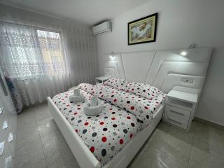 ROMANCE Apartments - Tirana - 0