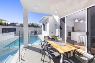 Waves Beach House - Marcoola - 9