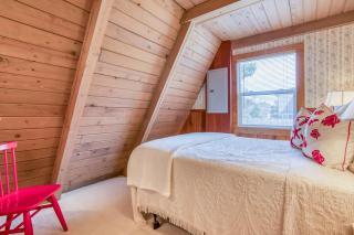 Sisters Beach Retreat - Meredith Lodging - Cloverdale - 2