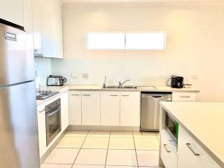 Sunset Ocean Views Esplanade 5 BR Sleeps 10 - 6