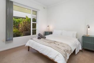 Stay Here On Pier- 2 Bdrm Sleeps 4 Beach Wifi - Glenelg - 0