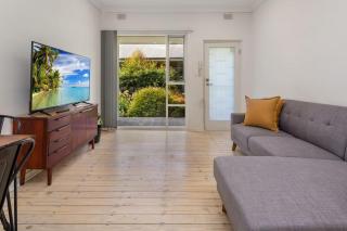 Stay Here On Pier- 2 Bdrm Sleeps 4 Beach Wifi - Glenelg - 9
