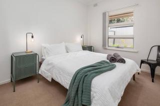 Stay Here On Pier- 2 Bdrm Sleeps 4 Beach Wifi - Glenelg - 8