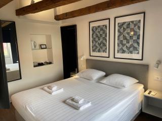 TRE RE - self check in - 3