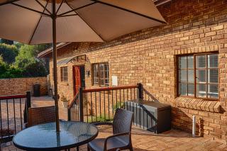 Bottle Brush Place WITH SOLAR - 4