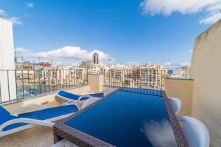 Amazing views of Spinola Bay in Heart of StJulians-hosted by Sweetstay - St Julian's - 9