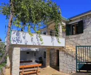 Stone house with pool - Ražanj - 6