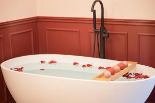 Miss Marguerite Suite - 2