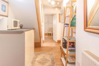 The Flat at number 11 - 7