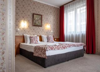 Real Hotel - 9