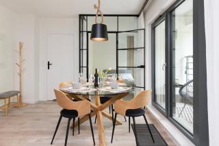 Awanport Estate Gdynia by Noclegi Renters - 9