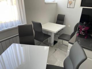 Classic Silver Apartman - 1