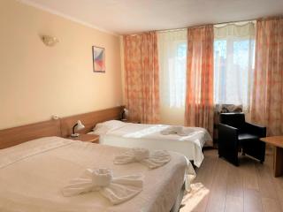 Family Hotel Central - 0