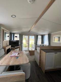 Sunnycott Caravan Park - 7